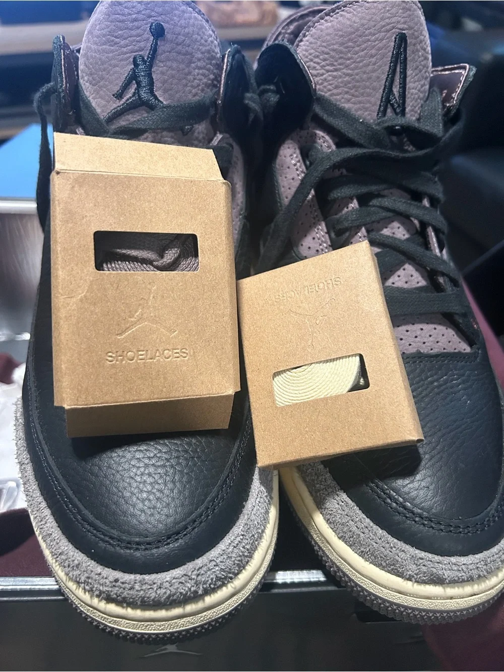 Jordan Men’s Sneakers in Black and Gray with Cream Midsole